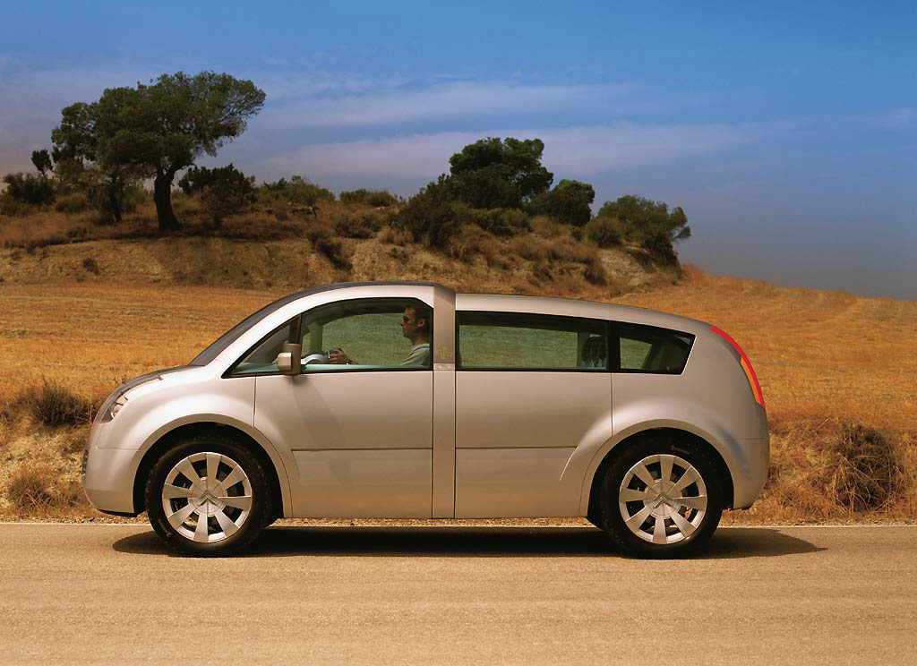 Citroen C-Crosser 2001 011.jpg